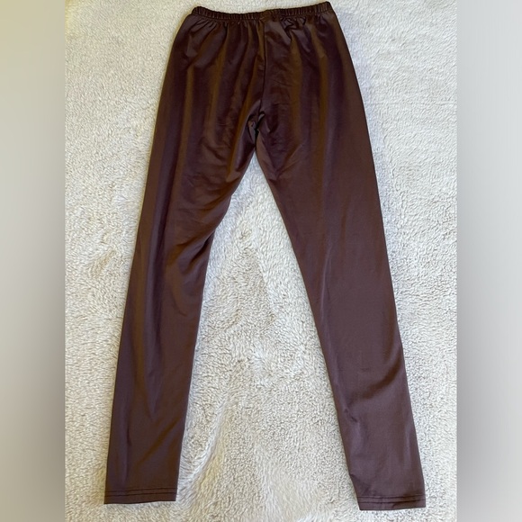 Leveret | Solid Brown Pajamas | L - Picture 6 of 11